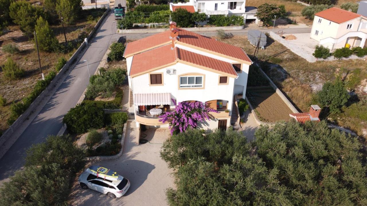 Apartment Mare Vrsi Exterior photo